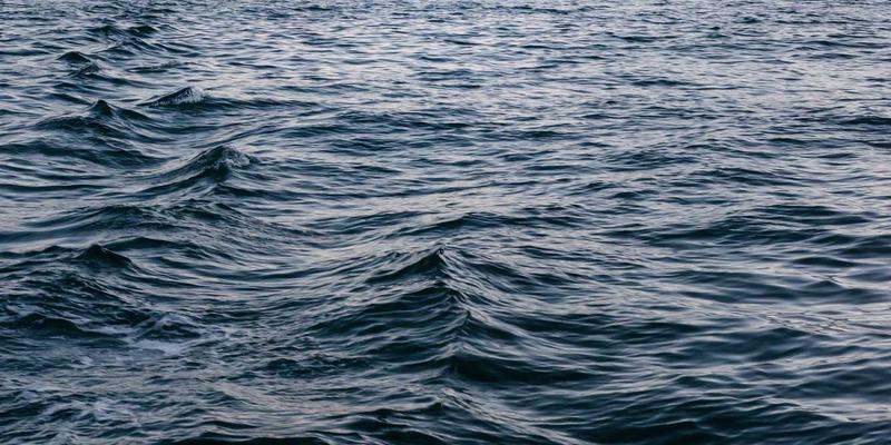 既有建筑结构安全性鉴定全解析：现场检测与承载力验算的关键流程